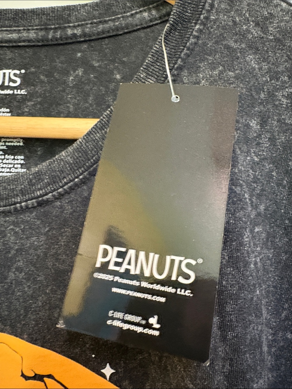 New Peanuts Black Mineral-Wash Short Sleeve Tee with aHalloween Graphic - Picture 12 of 13